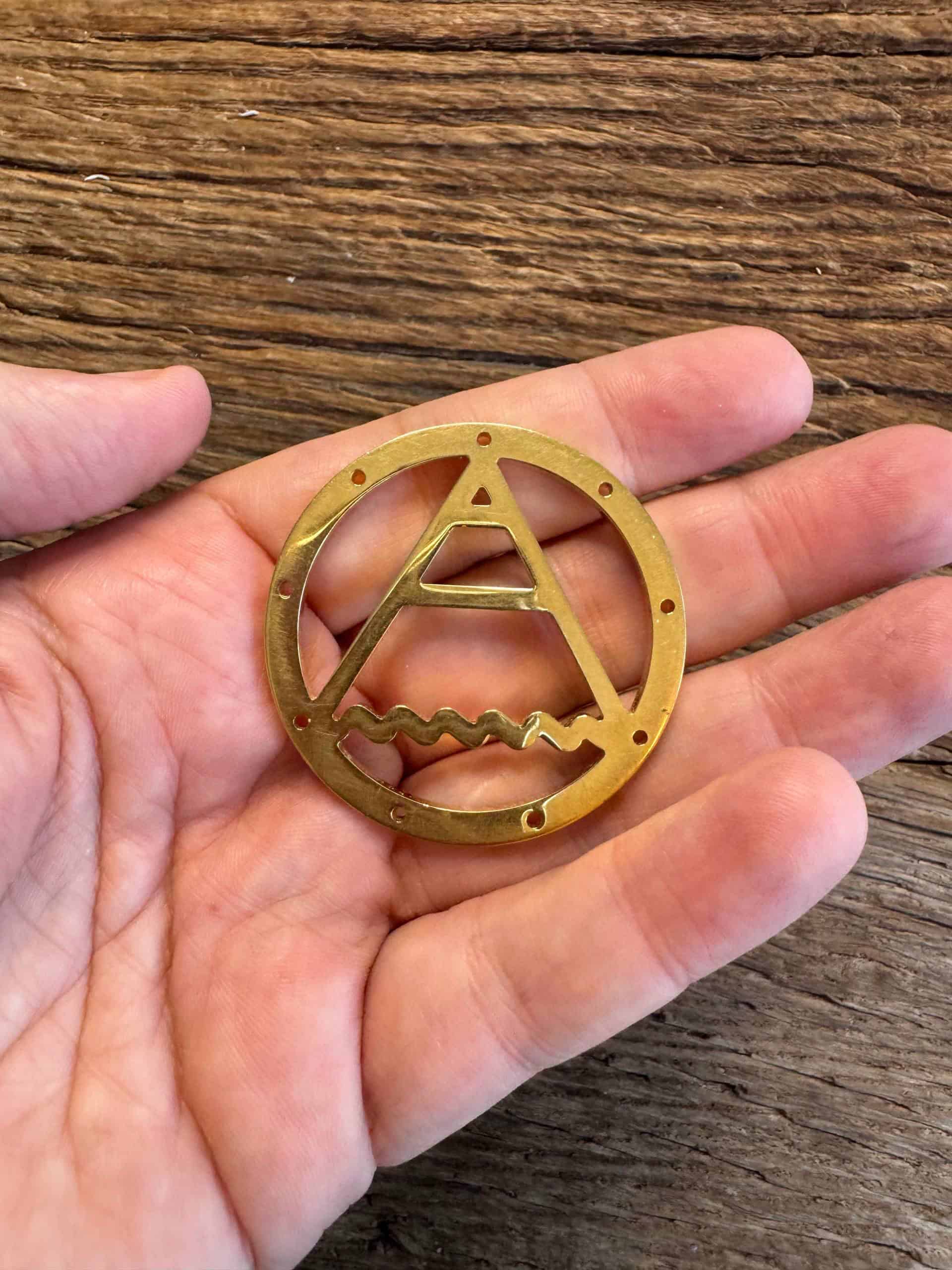 SIMBOLO DA TASCA 3/6/9 Oro | Ø51 mm